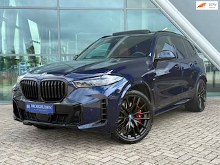 BMW X5 XDrive50e M-Sport Shadow Line 489pk Panoramadak / Trekhaak / Luchtvering / 22 INC