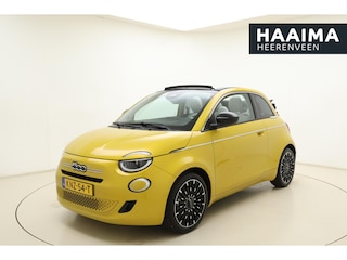 Fiat 500 1.0 Hybrid La Prima Cabrio | DEMO | Navigatie | JBL Audio | Achteruitrijcamera | Climate control | Full LED Koplampen | Stoelverwarming | 17" Lichtmetalen velgen