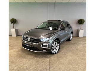 Volkswagen T-Roc 1.5 TSI Sport - Pano - Led - Camera - AppleCarplay