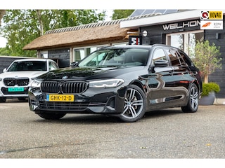 BMW 5-serie Touring 530e Business Edition Plus Soh 89% I Trekhaak I Luxe leder I Led I Stuur & stoelverwarming I Camera I Android