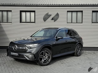 Mercedes-Benz GLC 300e 4MATIC AMG |Pano|Trekhaak|Luchtv|Achterasbes|