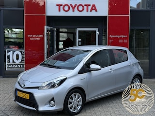 Toyota Yaris 1.5 Full Hybrid Aspiration TREKHAAK LM-VELGEN NAVI
