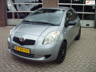 Toyota Yaris 1.0 VVTi