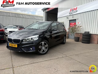 BMW 2-serie Tourer 218i Centennial High Executive Clima, cruise, stoelverwarming, pdc, trekhaak afneembaar