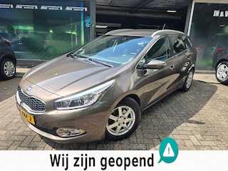 Kia Ceed Cee'd Sportswagon 1.6 GDI Plus Pack | 2E EIGENAAR | 3/6 OF 12 MND GARANTIE | NAVI | CAMERA | TREKHAAK |