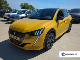 Peugeot 208 1.2 PureTech 130pk EAT8 GT Pack | Automaat | Navigatie | Camera | Alcantara | Stoelverwarming | Full LED | NL auto |