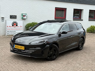 BYD Seal 6 Touring 1.5 DM-i 212PK PHEV Comfort/ Panoramadak/ 18 Inch/ Adaptieve cruise/ 360 Camera/ 8000 euro korting/ 100 KM elektrisch/ Nieuwe voorraad auto