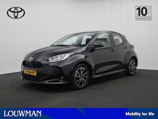 Toyota Yaris 1.5 Hybrid Dynamic | NL-Auto | Parkeercamera | LM velgen |