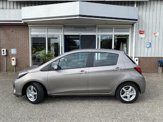 Toyota Yaris 1.5 Hybrid Aspiration / Cruise Control & Camera