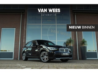 BMW X1 xDrive28i Executive | Dealer onderhouden | 2e eigenaar | Camera | Sportstoelen | Navigatie Professional | Bluetooth | Sportstuur | Cruise control | Memory | 18 inch | PDC