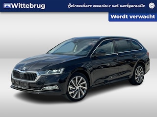 Skoda Octavia Combi 1.4 TSI iV PHEV Style Elektrisch verstelbare voorstoelen / Navi / Carplay / Head-Up Display