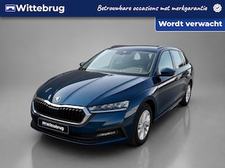 Skoda Octavia Combi 1.0 TSI Business Edition / Navigatie / App connect / Camera / Parkeersensoren V+A / LED /