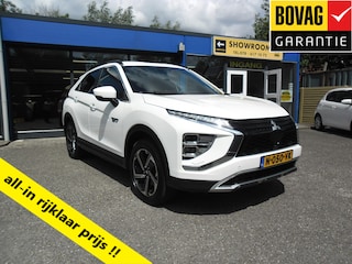 Mitsubishi Eclipse Cross 2.4 PHEV INTENSE+ 4WD AUTOMAAT NAV ECC 18"LMV TREKHAAK CAMERA PDC RIJKLAARPRIJS