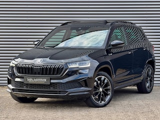 Skoda Karoq 1.5 TSI ACT Sportline Business | Panorama | Trekhaak | Leder | Camera | Matrix LED | 1e Eigenaar