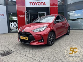 Toyota Yaris 1.5 Hybrid Executive APPLE/ANDROID AUTO LM-VELGEN CLIMA PARK-SENSOR