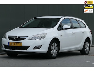 Opel Astra Sports Tourer 1.4 Business + NAP Airco Cruise