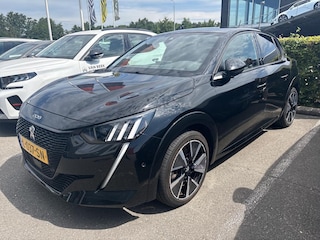 Peugeot 208 EV GT Pack 50 kWh 3 Fase | Panoramadak | Stoelverwarming | Adaptive Cruise | Alcantara | Achteruitrijcamera | Navigatie | Climate Control | !!