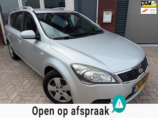 Kia Ceed Cee'd 1.4 CVVT X-tra / Airco / 5DRS / AUX / NAP