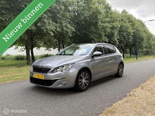 Peugeot 308 1.2 PureTech Style*DISTRIBUTIE VERV*PANODAK*NAVI