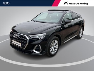 Audi Q3 45 TFSI quattro 230pk S Edition · Panoramadak · Trekhaak · Apple/Android Car Play · Camera · Stoelverwarming · Adaptive Cruise Control ·
