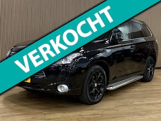 Mitsubishi Outlander 2.0 PHEV Instyle|Camera|Opendak|Navigatie|