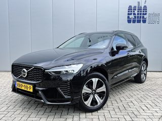 Volvo XC60 2.0 T8 455 Pk AWD Plus Dark 2.0 T8 455 Pk AWD Plus Dark Navigatie Trekhaak Panoramdak Elek Comfortstoelen Leder Full Led Harman Kardon Blis Pilot Assist Acc Getint Glas Plug-in hybrid