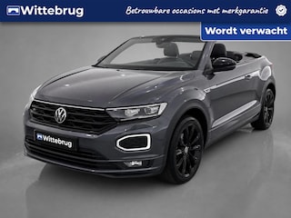 Volkswagen T-Roc 1.5 TSI R-Line / Black style / Beats audio / Navigatie / App connect / Camera / Afneembare trekhaak /