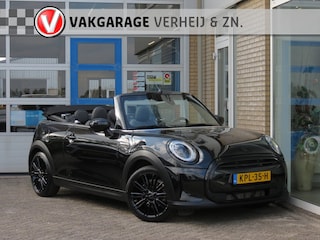 Mini Cooper Cabrio 1.5 BLACK Pack CarPlay|Stoel Verw.|Navi|Clima|LED|Key-Less|Sport Stoelen|DAB+|Black Pack|Automaat