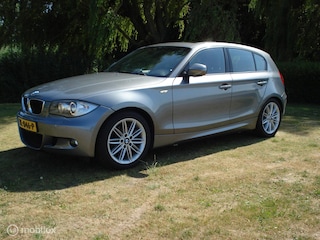 BMW 118i EffDyn. Ed. Business Line Ultimate Edition