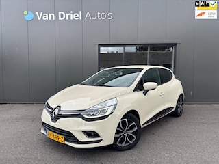 Renault Clio TCe 90 Intens / Navigatie / Parkeersensoren + Camera!