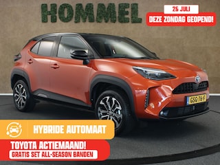 Toyota Yaris Cross 1.5 Hybrid Spicy Edition - DODEHOEK DETECTIE - PARKEERSENSOREN VOOR/ ACHTER - DRAADLOZE TELEFOONLADER - NAVIGATIE - TWON TONE LAK - 4 SEIZOENENBANDEN VREDESTEIN - KEYLESS ENTRY/ START - STOELVERWARMING - STUURVERWARMING - VOORRUITVERWARMING BIJ RUITENWISSERS