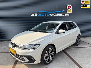 Volkswagen Polo 1.0 TSI Life KEYLESS/ CAMERA/ CARPLAY