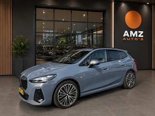 BMW 2-serie Tourer 218i M-Pakket CAMERA|LEER|DODEHOEK|STOELVERWARMING|KEYLESS|LED KOPLAMPEN|CARPLAY|ELEKTRISCHE KOFFERKLEP