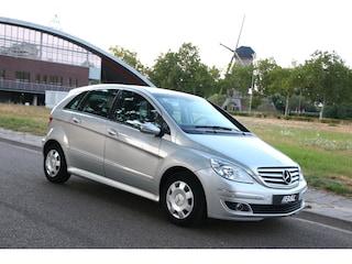 Mercedes-Benz B-klasse 170 Automaat 116PK 1e eigenaar Top Staat Parkeersensoren Stoelverwarming Nieuwe APK YoungTimer