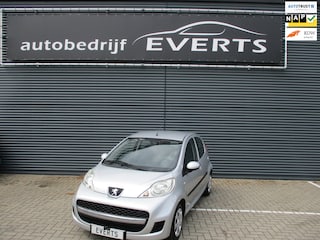 Peugeot 107 1.0-12V XS Apk 03-07-2027 Airco electrisch pakket 1e eigenaar zeer mooie auto nu scherpe meeneem prijs