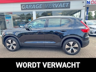 Volvo XC40 1.5 T5 Twin Engine Momentum Pro