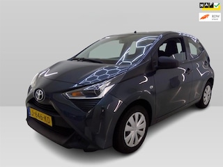 Toyota Aygo 1.0 VVT-i x-fun 2 jaar APK
