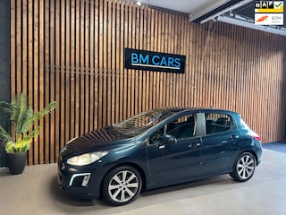 Peugeot 308 1.6 THP Allure Automaat, Panodak, Trekhaak