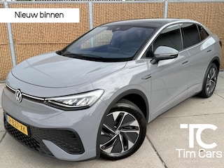 Volkswagen ID.5 Pro 77 kWh Warmtepomp | Trekhaak uitklapbaar | Parkeersensoren voor en achter | Apple CarPlay/Android Auto | LED verlichting | Cruise control adaptief | Rijstrooksensor | DAB ontvanger
