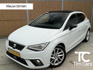 Seat Ibiza 1.0 EcoTSI FR Plus Panoramadak | Stoelverwarming | LED verlichting | Climate control | Cruise control adaptief | Navigatiesysteem | Rijstrooksensor | Achteruitrijcamera