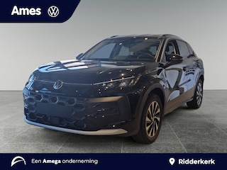 Volkswagen T-Roc Life First Edition 1.5 eTSI 116 PK | Stoelverwarming | Camera | Sensoren voor & achter |