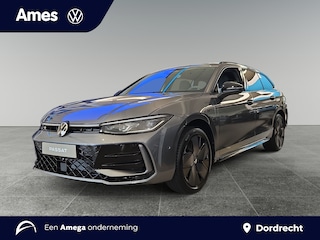 Volkswagen Passat Variant R-Line Edition 1.5 eHybrid 150 kW / 204 PK Variant 6 versn. DSG | Elektrisch verstelbare voorstoelen | Trekhaak |