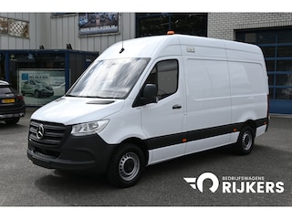 Mercedes-Benz Sprinter 315 CDI L2H2 RWD Werkplaats inrichting, Geveerde stoel, Camera