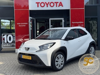 Toyota Aygo 1.0 VVT-i MT Play NL-AUTO CAMERA AIRCO