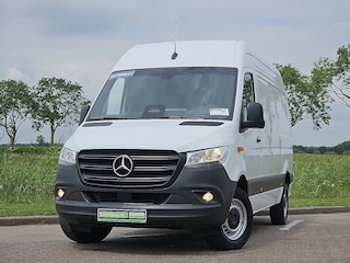 Mercedes-Benz Sprinter 317 L2H2 RWD Mbux Autom!