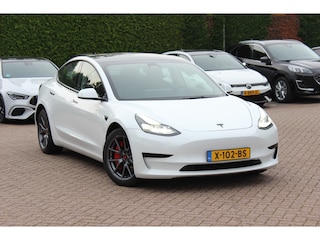 Tesla Model 3 Standard RWD Plus 60 kWh / FACELIFT / Autopilot / Panoramadak / Camera / Leder / 19'' / Leder / Premium Audio / Warmtepomp