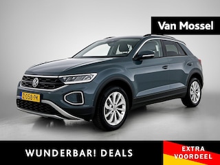 Volkswagen T-Roc 1.5 TSI Life Edition 17 inch velgen | Automaat | Cruise control | Apple carplay / Android auto |