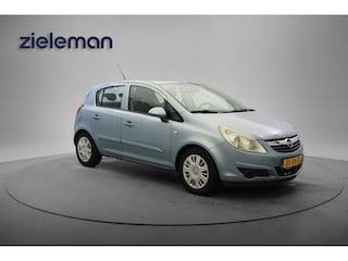Opel Corsa 1.4 16V Enjoy - Airco, Cruise, Trekhaak, APK tot 08-27!