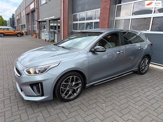Kia Ceed 1.4 T-GDi GT-Line AUT LED Navi Camera Lane Keyless