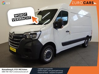 Renault Master T33 2.3 dCi 135 L2H2 Airco Cruise control Parkeersensoren Navigatie Trekhaak